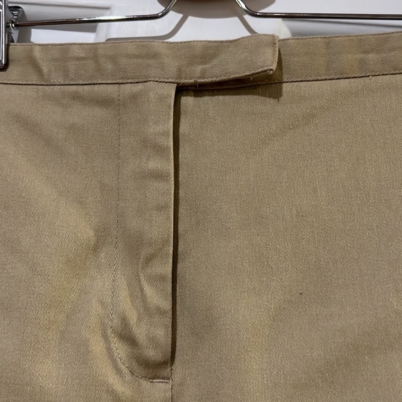Limited khaki skirt with front slit - Picture 2 of 7